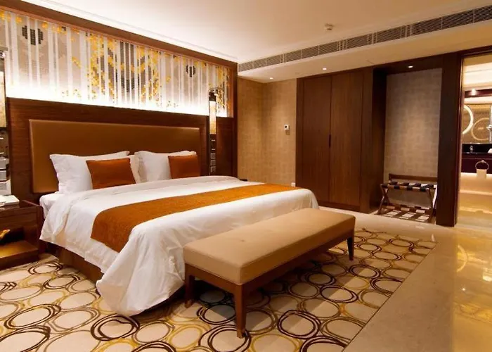 Jai Alai Hotel 2*