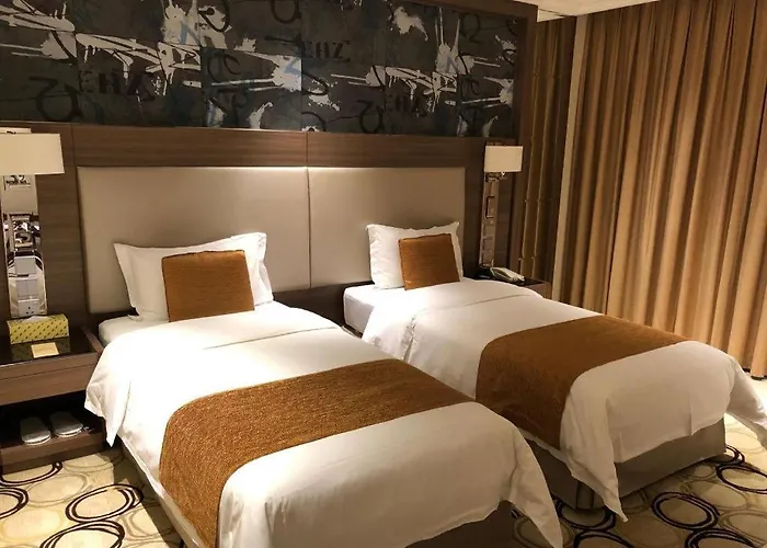 Jai Alai Hotel 2*